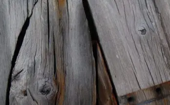 reclaimed barnwood gray boards
